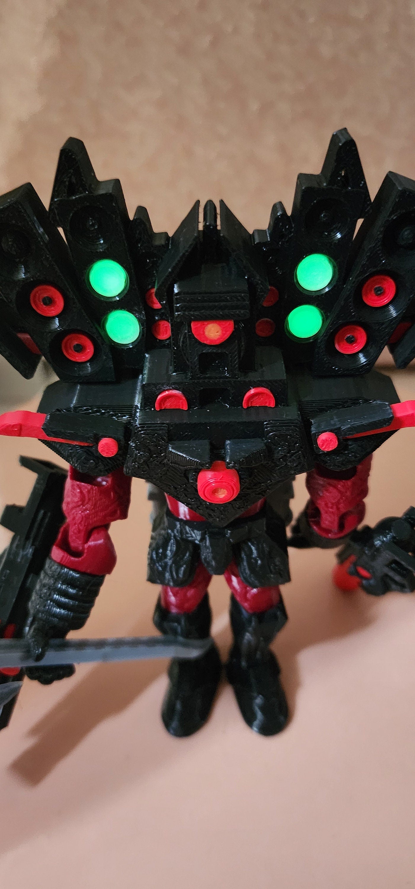 Skibidi Toilet Mega Titan Speakerman Guitar Axe, Blades, Dual Bazookas and JetPack 18cm or 7in (Posable).